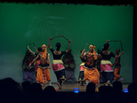 Tanzvorführung in Kandy   (44/127)